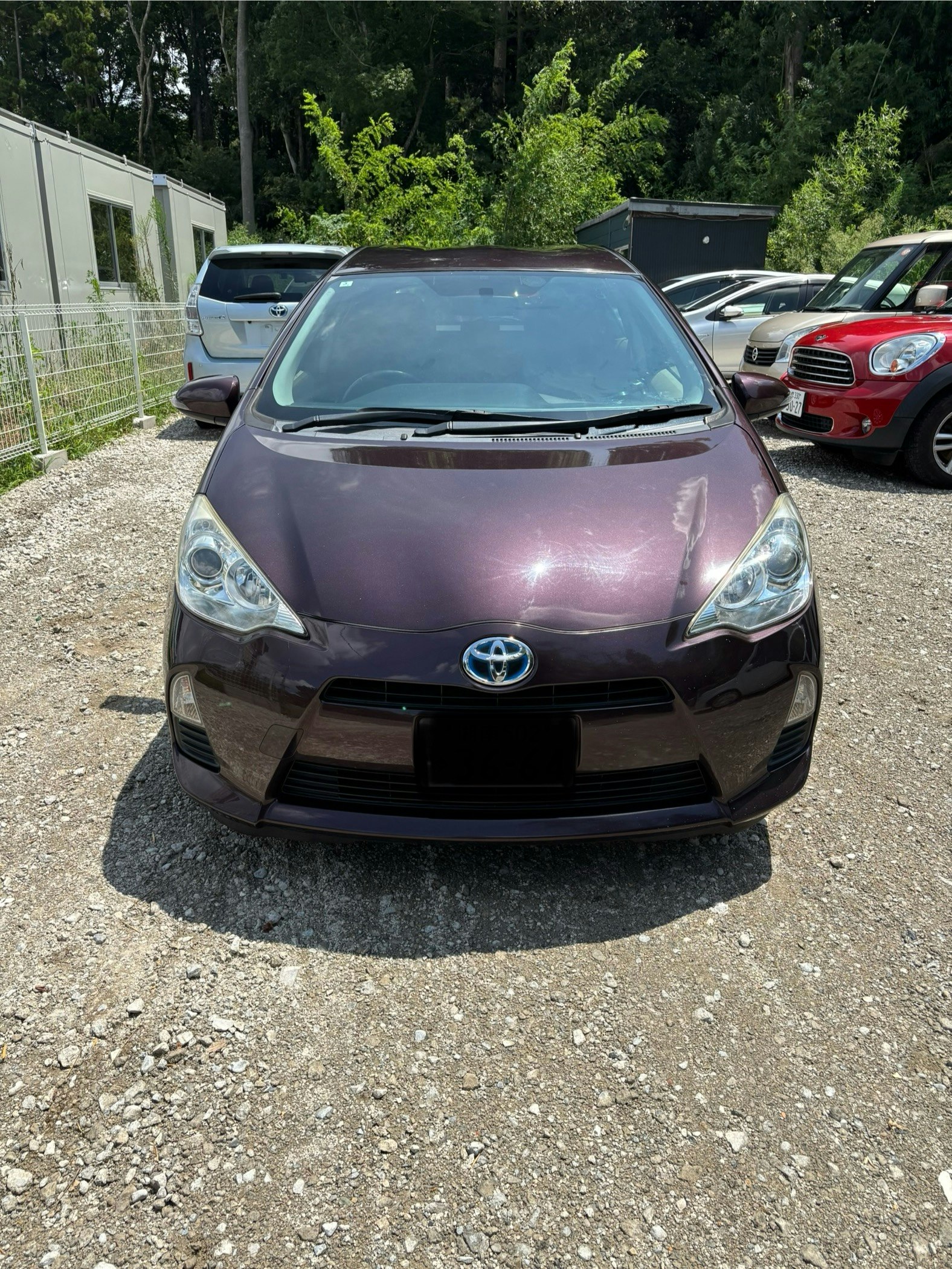 トヨタ  アクア  平成26年式  車検R9/3 125,000km